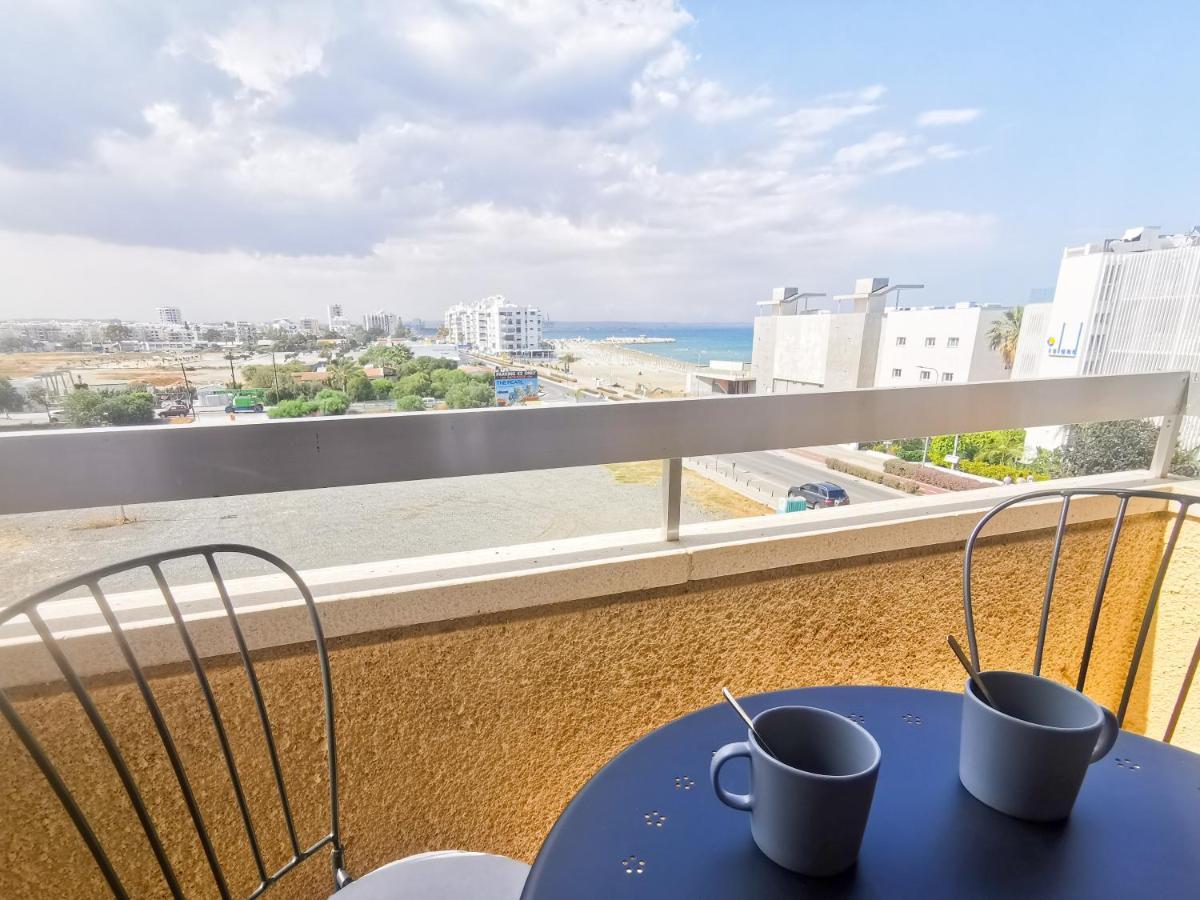 Sea-Esta Seaview Apartment, 200 Meters To The Beach Larnaca Ngoại thất bức ảnh