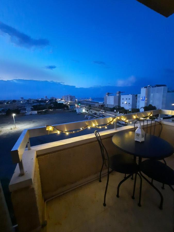 Sea-Esta Seaview Apartment, 200 Meters To The Beach Larnaca Ngoại thất bức ảnh